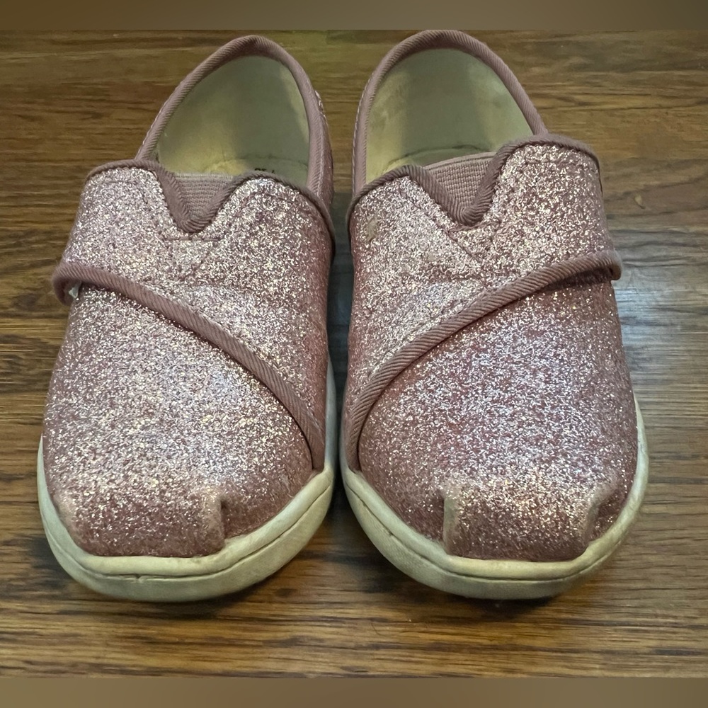 Toms toddler/little girl sparkle shoes